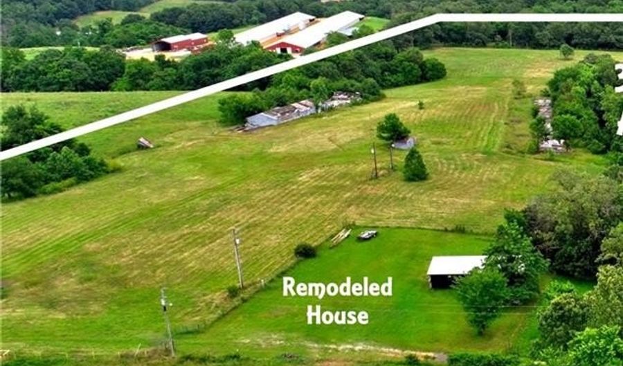 13330 Hendrix Rd, Bentonville, AR 72713 - 3 Beds, 2 Bath