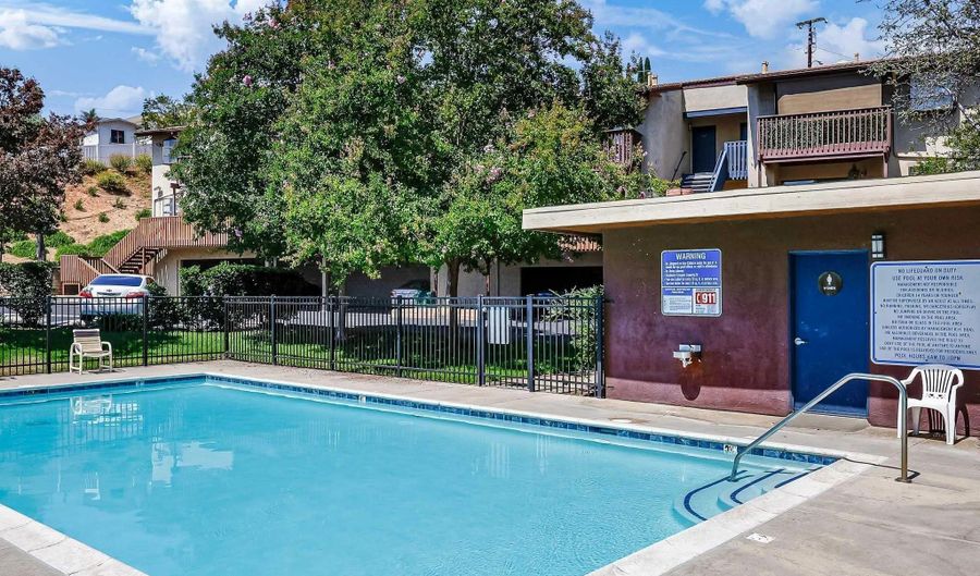 440 Citracado Pkwy 5, Escondido, CA 92025 - 2 Beds, 2 Bath