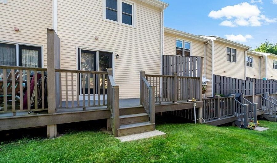 47 Morgan Ave 45, Johnston, RI 02919 - 2 Beds, 2 Bath