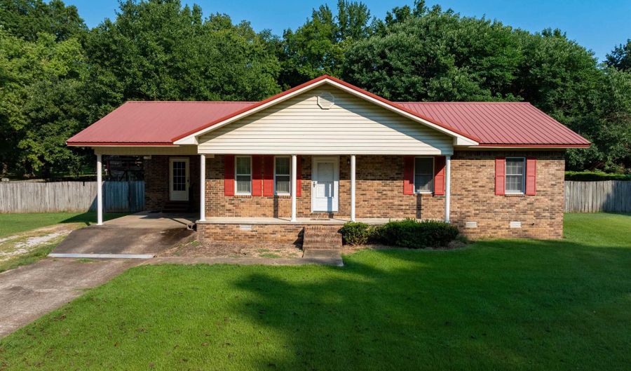 111 Stacey Dr, Batesville, AR 72501 - 3 Beds, 2 Bath