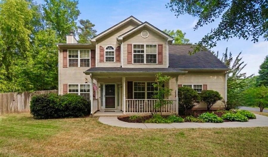 1401 Flanagan Mill Dr, Auburn, GA 30011 - 4 Beds, 3 Bath
