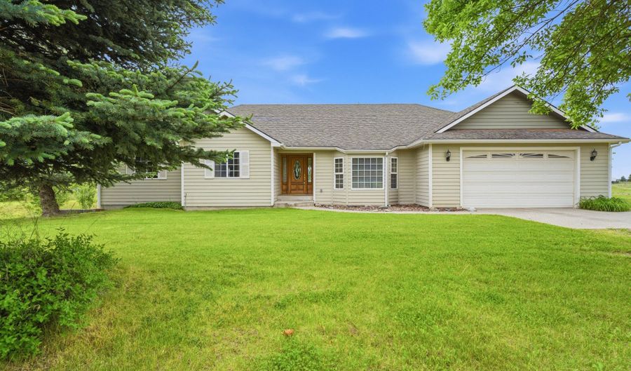 2232 E Shoshone Ave, Athol, ID 83801 - 3 Beds, 3 Bath