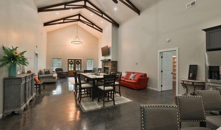 120 MISSISSIPPI Dr, Ashville, AL 35953 - 3 Beds, 3 Bath