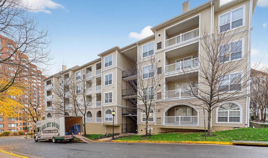 4550 STRUTFIELD Ln #2213, Alexandria, VA 22311 - 2 Beds, 2 Bath