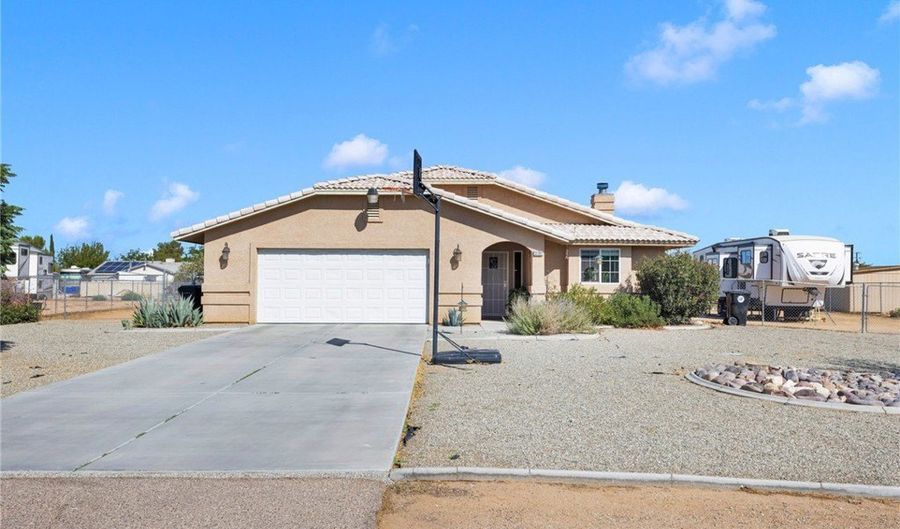 12782 Pawnee, Apple Valley, CA 92308 - 4 Beds, 2 Bath