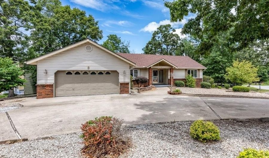 9 McKenzie Dr, Bella Vista, AR 72715 - 3 Beds, 2 Bath