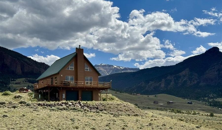 174 Hawk Dr, Cody, WY 82414 - 4 Beds, 2 Bath