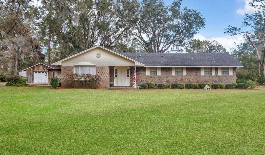 200 State St, Perry, FL 32348 - 4 Beds, 2 Bath