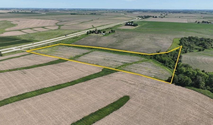 IA Hwy 218, Ainsworth, IA 52201 - 0 Beds, 0 Bath