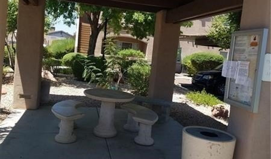 5750 E Hacienda Ave 202, Las Vegas, NV 89122 - 2 Beds, 2 Bath