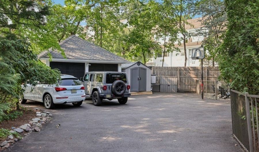 44 Washington Pl, Villas, NJ 07450 - 3 Beds, 4 Bath