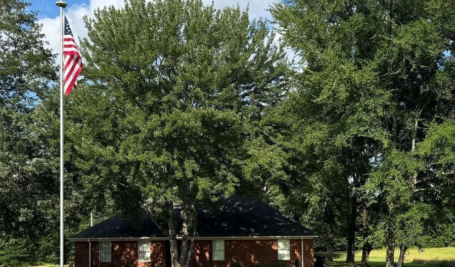 236 CR 151, Bruce, MS 38915 - 4 Beds, 2 Bath