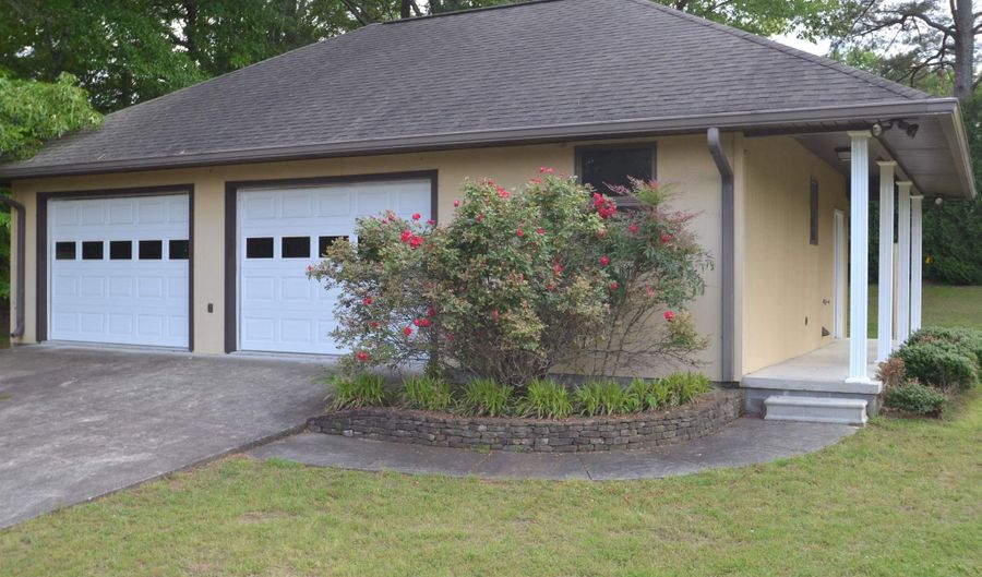 205 Collier Dr, Albertville, AL 35951 - 3 Beds, 3 Bath