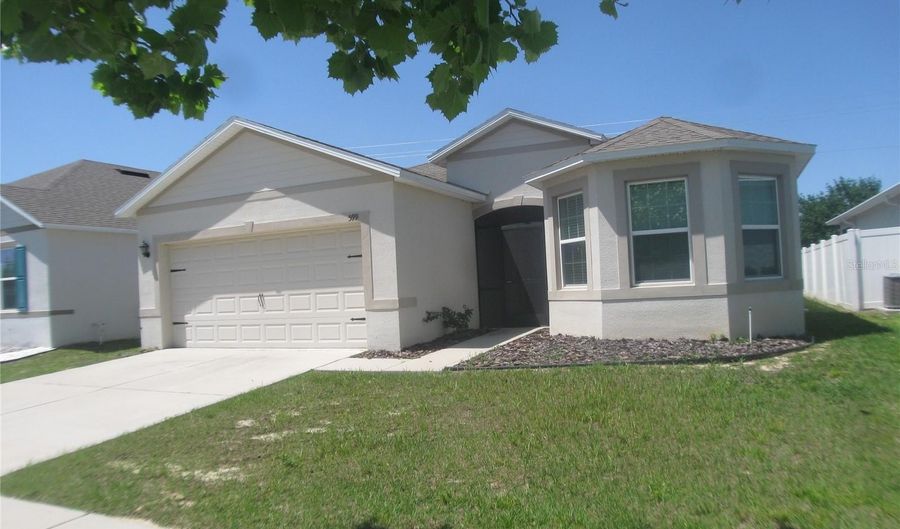 599 AUTUMN STREAM Dr, Auburndale, FL 33823 - 3 Beds, 2 Bath