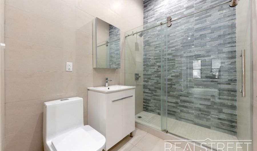 1166 Saint Johns Pl 4B, Brooklyn, NY 11213 - 2 Beds, 2 Bath