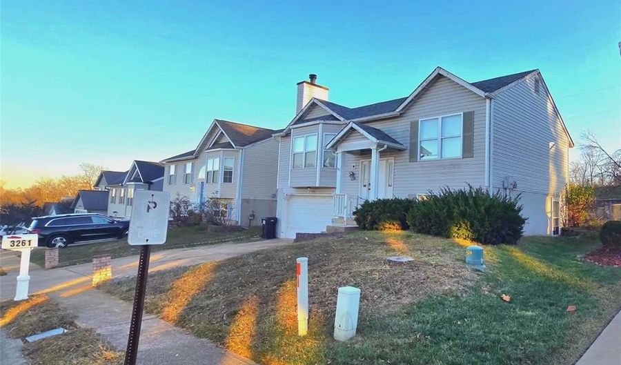 3261 5 Oaks Dr, Arnold, MO 63010 - 3 Beds, 2 Bath