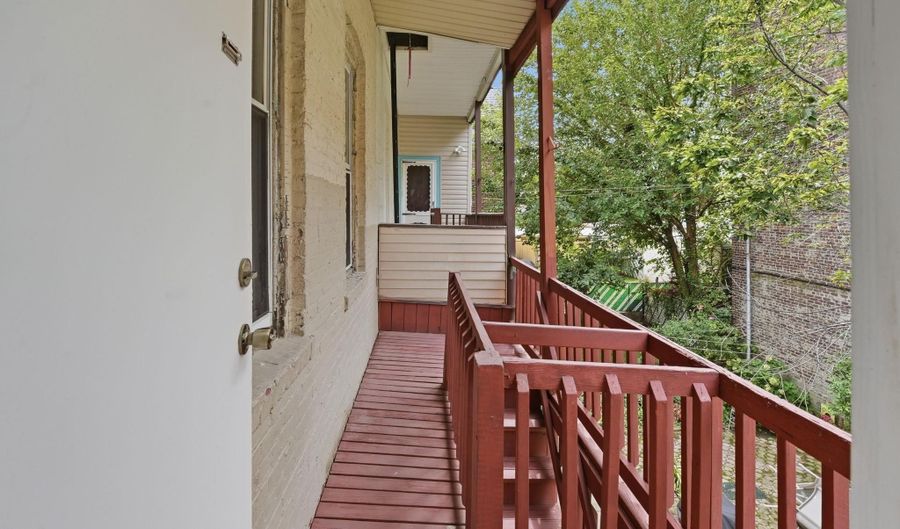 154 W 29TH St 2, Bayonne, NJ 07002 - 3 Beds, 1 Bath