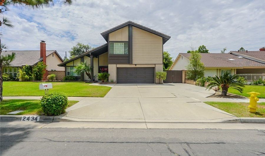 2434 E Virginia Ave, Anaheim, CA 92806 - 4 Beds, 3 Bath