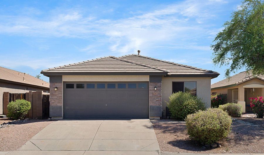39 N 123RD Dr, Avondale, AZ 85323 - 4 Beds, 2 Bath