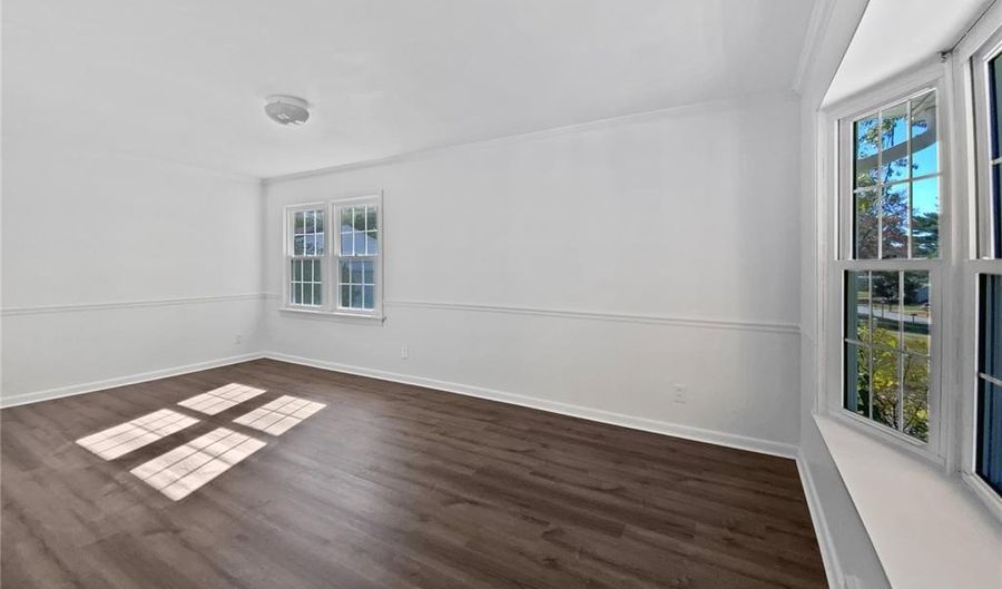 120 Birchwood Dr, Ballwin, MO 63011 - 3 Beds, 2 Bath