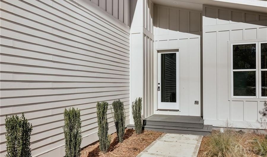 290 Hodgson Dr, Athens, GA 30606 - 4 Beds, 4 Bath