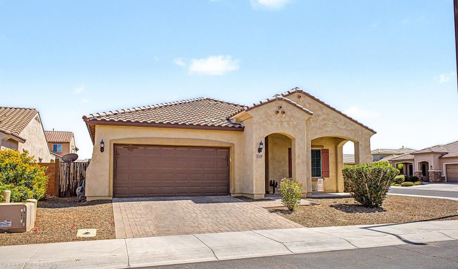 25999 W TONTO Ln, Buckeye, AZ 85396 - 3 Beds, 2 Bath
