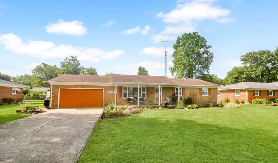 22 Greenmoor Dr, Arcanum, OH 45304 - 3 Beds, 2 Bath