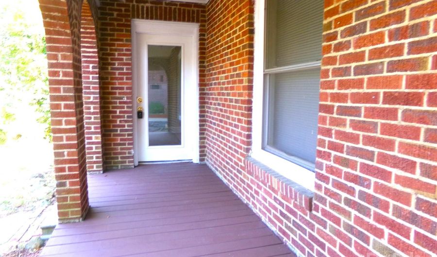 1014 E Main St, Albemarle, NC 28001 - 3 Beds, 2 Bath