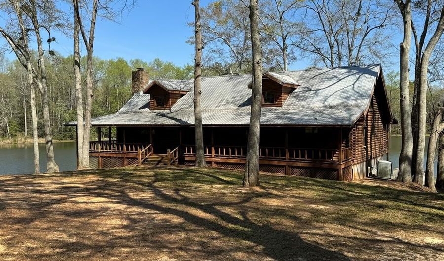 2584 County Road 6647, Banks, AL 36005 - 5 Beds, 2 Bath