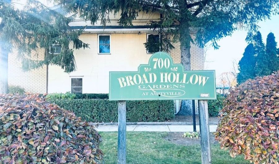 700 Broadway 26, Amityville, NY 11701 - 2 Beds, 1 Bath