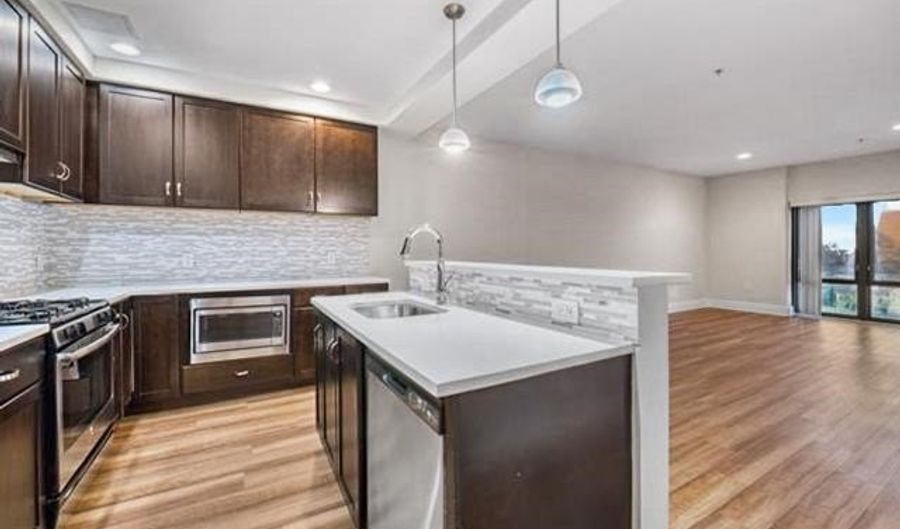 1040 JOHN F KENNEDY Blvd 301, Bayonne, NJ 07002 - 1 Beds, 1 Bath