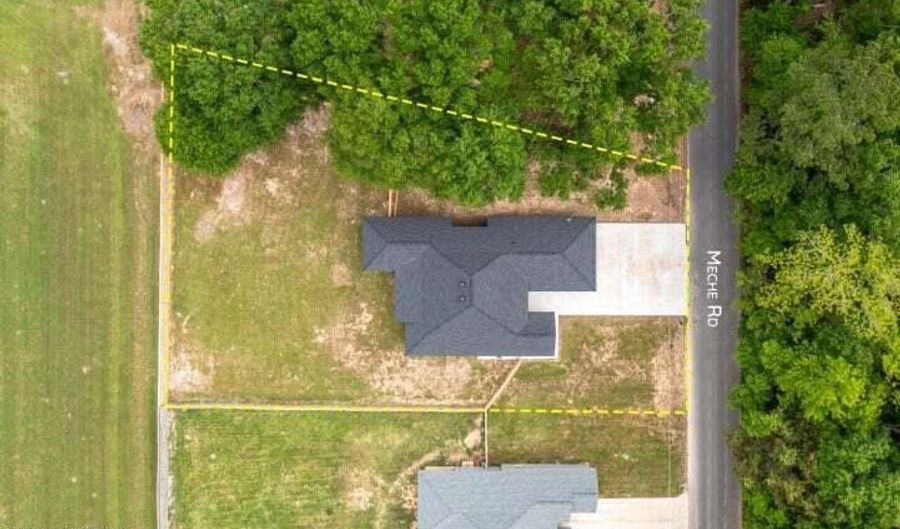 230 Meche Rd, Arnaudville, LA 70512 - 4 Beds, 2 Bath