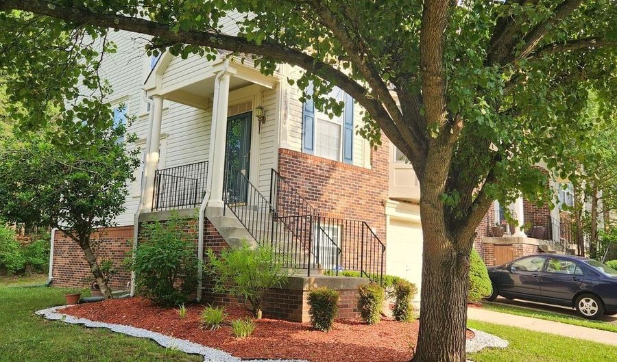 12347 QUARTERBACK Ct, Bowie, MD 20720 - 3 Beds, 4 Bath