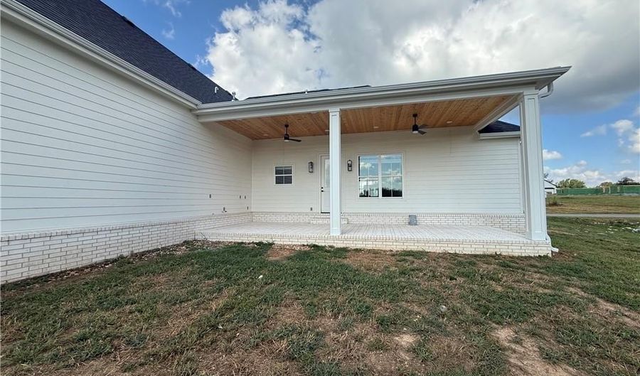 5020 Logan Dr, Bentonville, AR 72713 - 4 Beds, 4 Bath