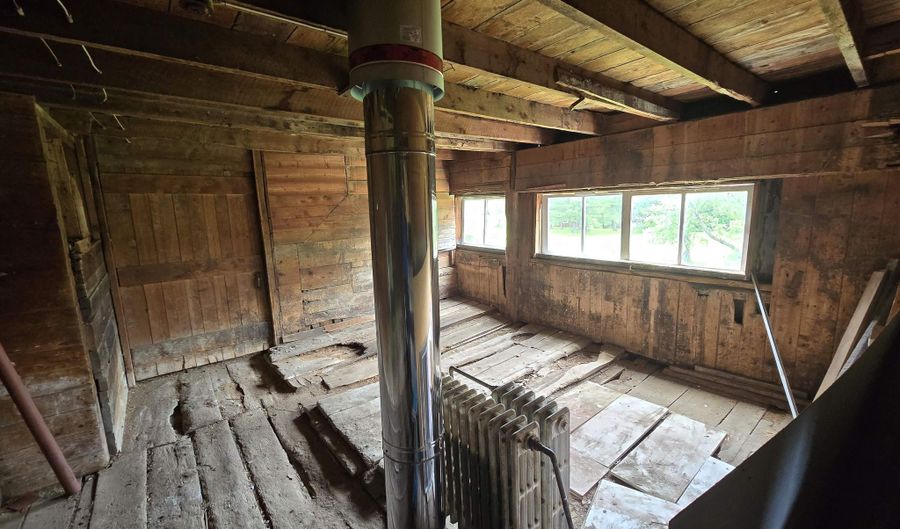 144 W Cobble Hill Rd, Barre, VT 05641 - 4 Beds, 2 Bath
