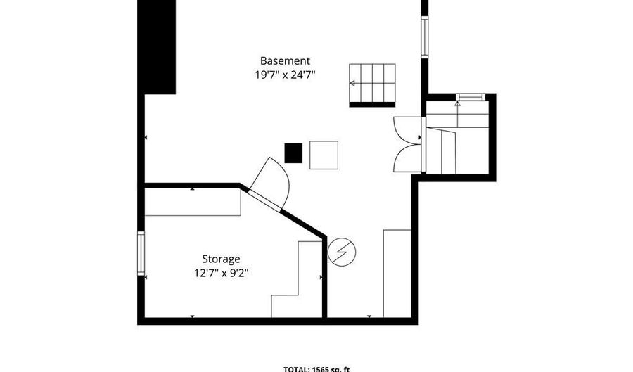 1315 New London Ave, Cranston, RI 02920 - 3 Beds, 2 Bath