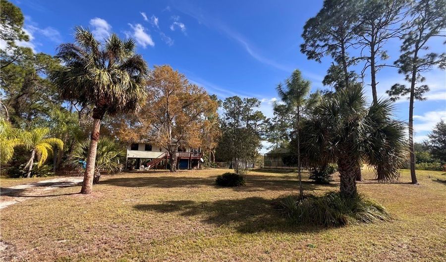 2002 Truman Ave, Alva, FL 33920 - 2 Beds, 2 Bath