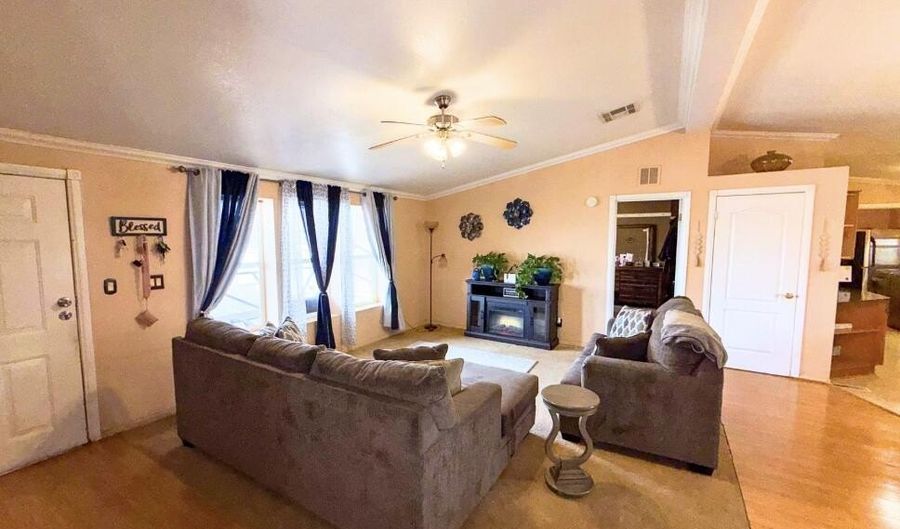 4 Bueno Suerte, Belen, NM 87002 - 3 Beds, 2 Bath