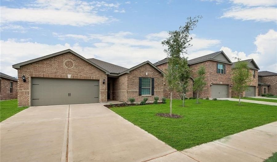 228 Ryan St, Anna, TX 75409 - 3 Beds, 2 Bath
