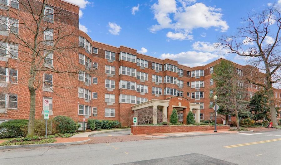 2500 Q St NW #201, Washington, DC 20007 - 1 Beds, 1 Bath