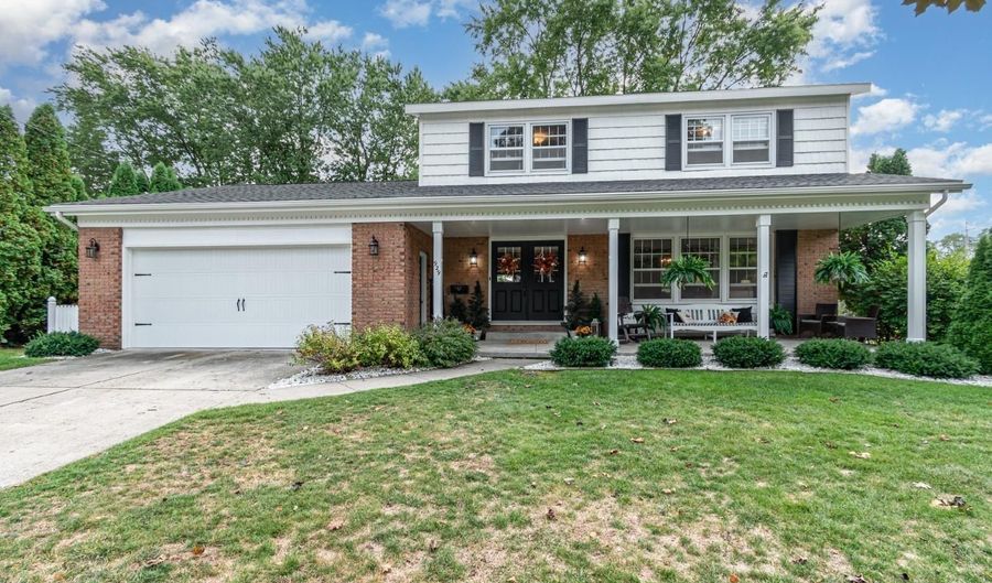 929 Mill St, Alma, MI 48801 - 4 Beds, 3 Bath