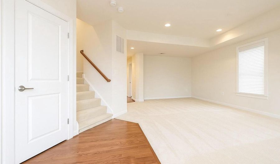 20769 DUXBURY Ter, Ashburn, VA 20147 - 3 Beds, 4 Bath