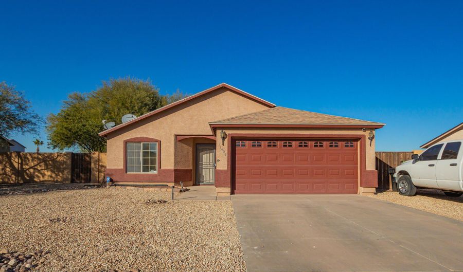 11404 W CABRILLO Dr, Arizona City, AZ 85123 - 3 Beds, 2 Bath