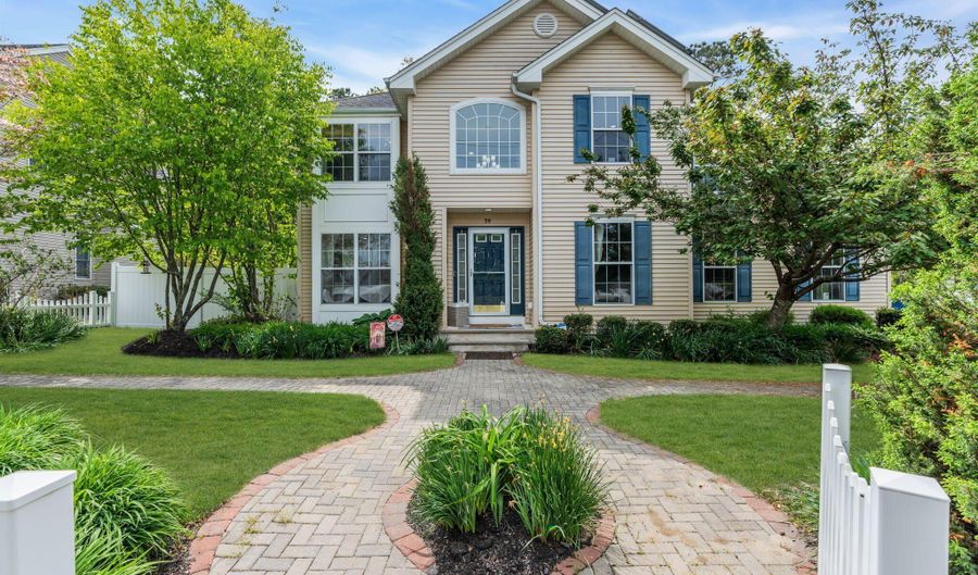 59 Nautilus Dr, Barnegat, NJ 08005 - 5 Beds, 4 Bath