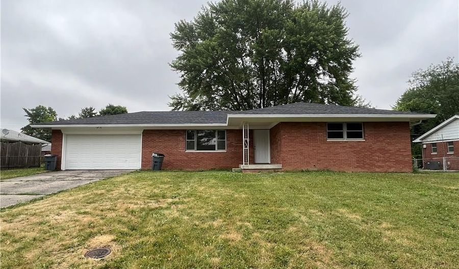 8207 Lockwood Ln, Indianapolis, IN 46217 - 3 Beds, 2 Bath