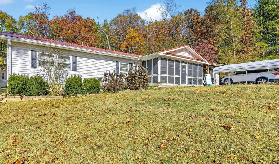 211 E MEDDERS Dr, Anniston, AL 36206 - 4 Beds, 2 Bath