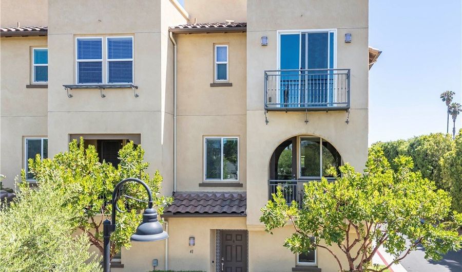 2651 W Lincoln Ave 41, Anaheim, CA 92801 - 3 Beds, 3 Bath