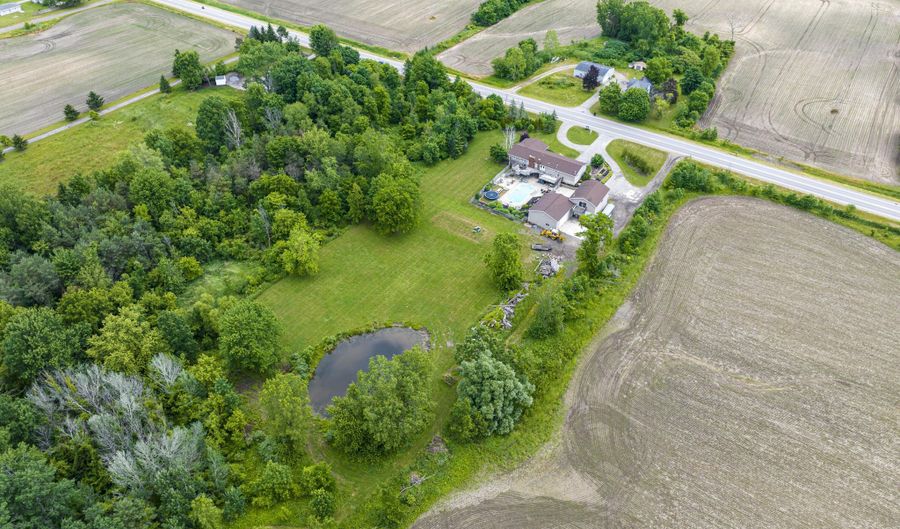 9749 48th Ave, Allendale, MI 49401 - 5 Beds, 5 Bath