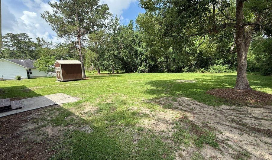 208 Magnolia Dr, Adel, GA 31620 - 3 Beds, 2 Bath
