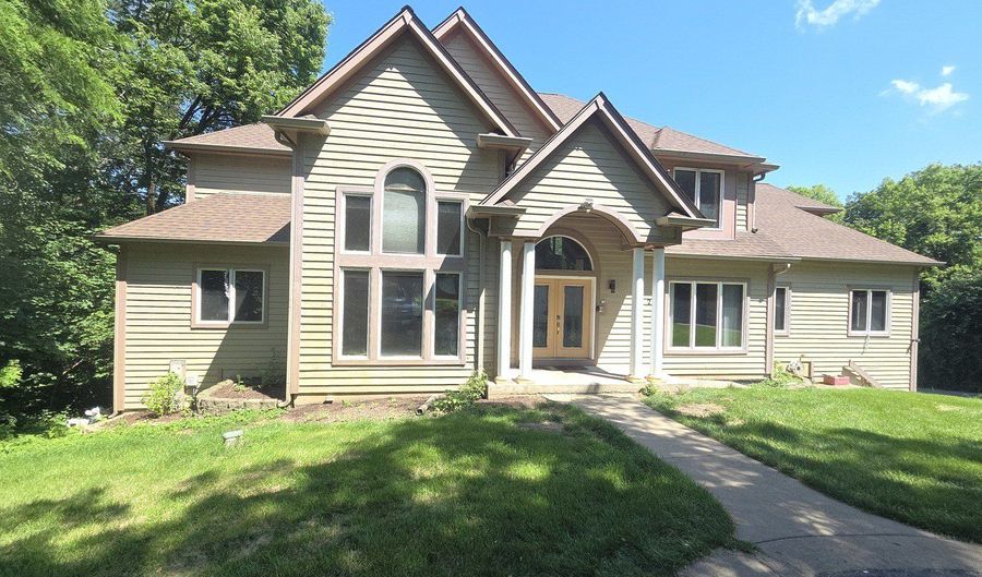 2 Echowood Dr, Algonquin, IL 60102 - 6 Beds, 5 Bath
